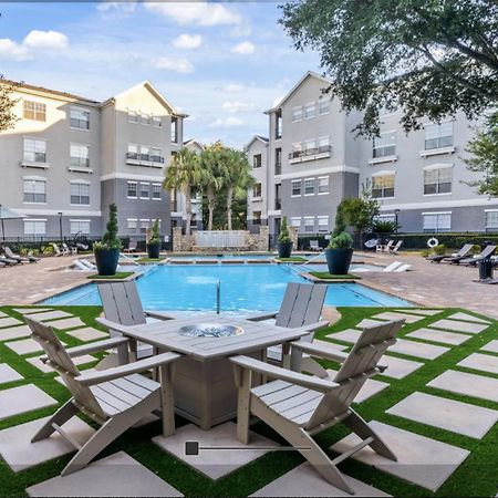 Hidden Gem At Med Center 2Br & 2Ba Apartment Houston Bagian luar foto